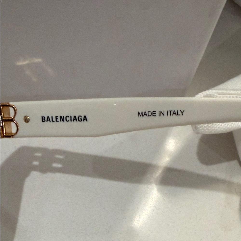Balenciaga Classic White Sunglasses - Picture 6 of 12